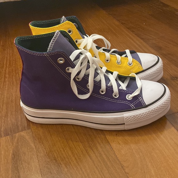 Multi-Color all star converse - Picture 2 of 7